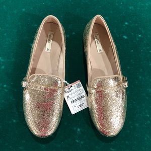 NWT Zara Girls Gold Flats Size 35= US 3